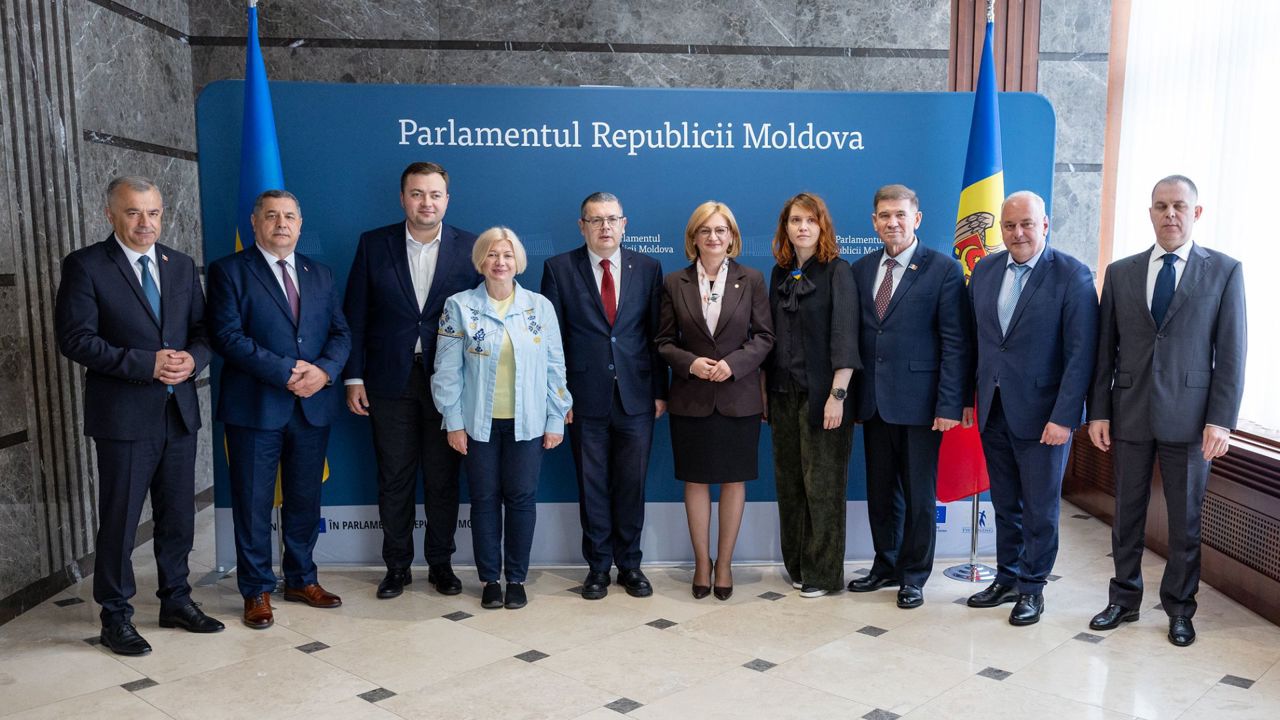 Moldova condemns Russia as Ukrainian lawmakers visit Chisinau