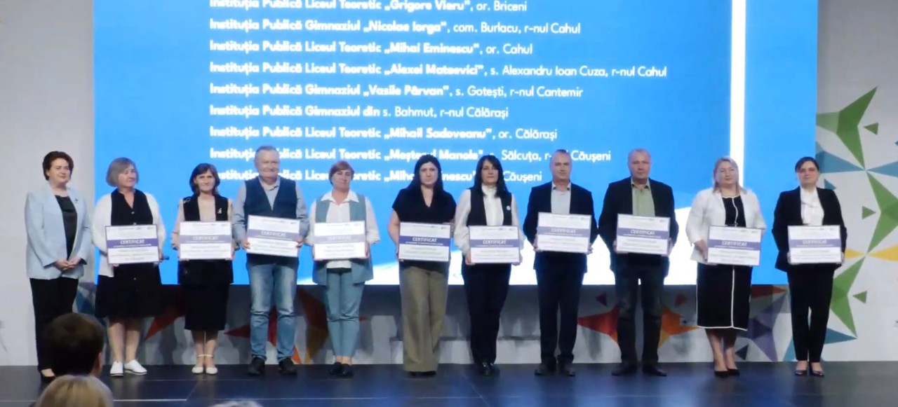 Over 120 Moldovan schools receive grants for education modernization