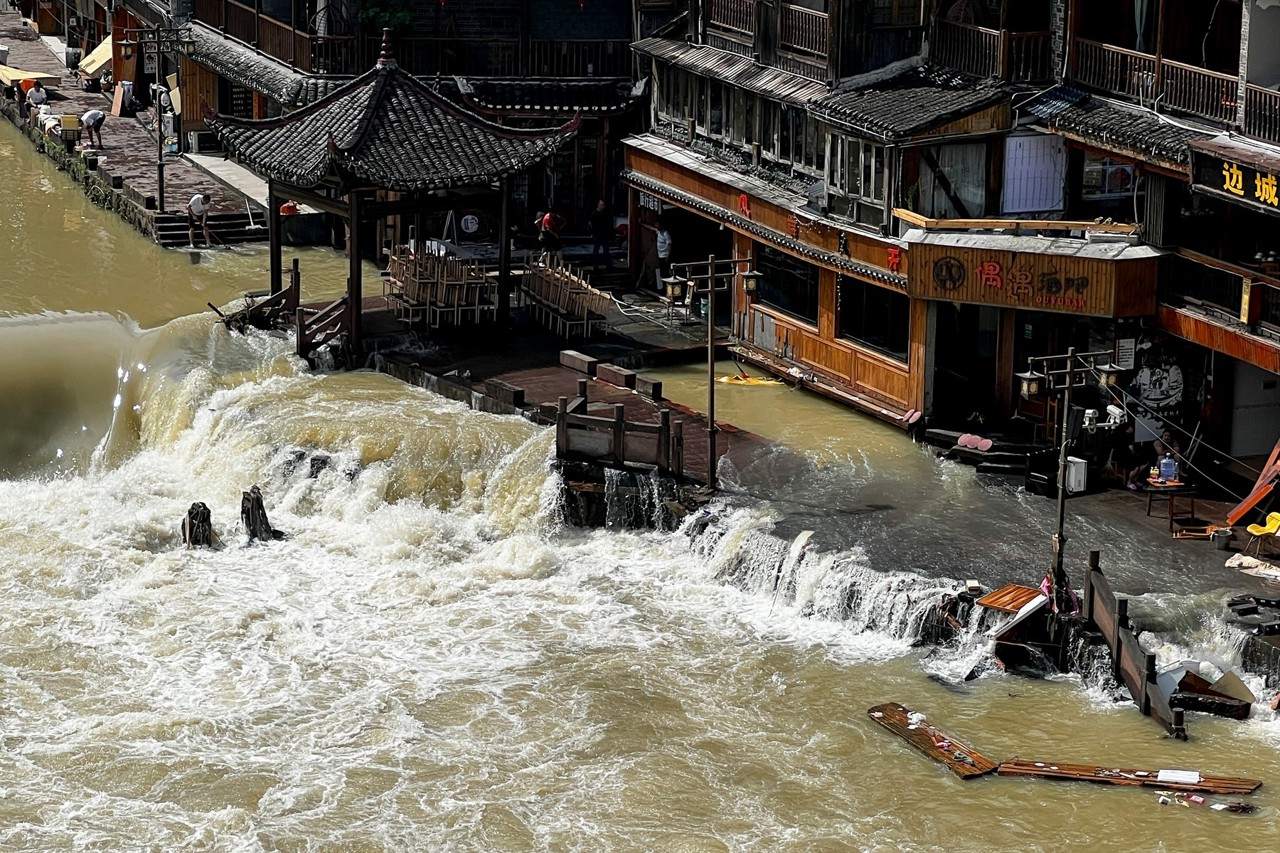 Inundațiile din China: Peste 1.8 milioane de persoane au fost evacuate 