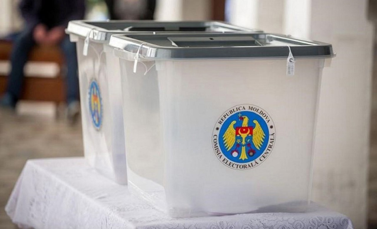 Locuitorii din comuna Coșnița sunt așteptați la urne pentru un referendum local 