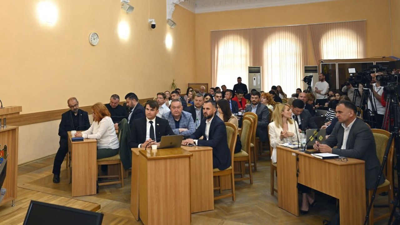 Спор с Epamedia снова в повестке МСК: советники решили расширить рабочую группу