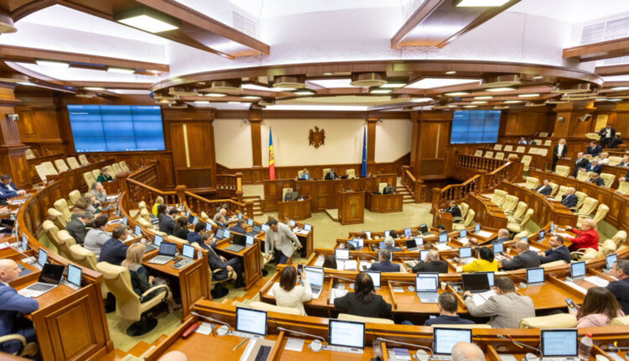Set up of the Anti-Corruption and Organized Crime Prosecutor's Office, voted on in the first reading
