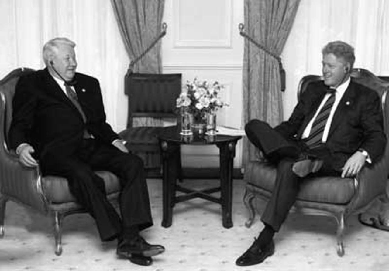 Presidents of Russia and the United States, Boris Yeltsin and Bill Clinton, OSCE Istanbul Summit, 1999.
