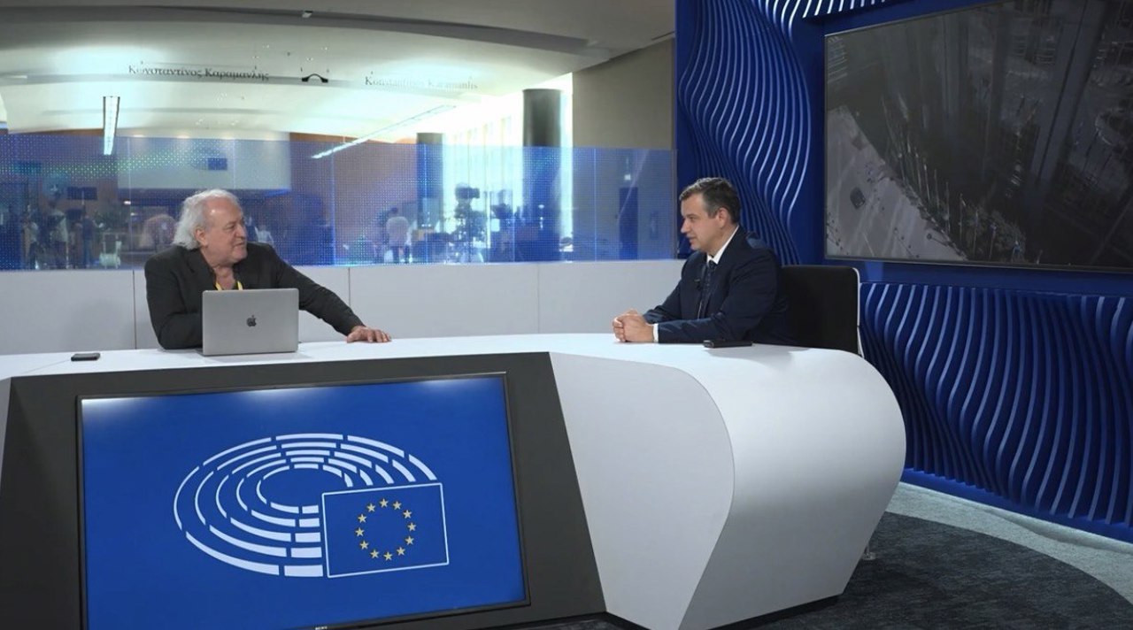 INTERVIURILE ALEXE | Eurodeputat: R. Moldova trece de la beneficiar la partener în politica europeană de dezvoltare