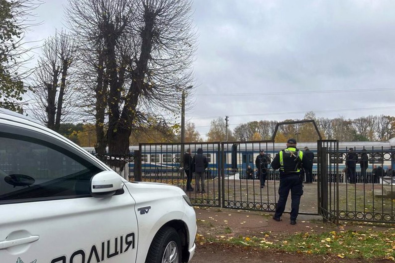 Explozie într-un tren din regiunea Jîtomîr: patru morți și 12 răniți după ce un bărbat a detonat o grenadă