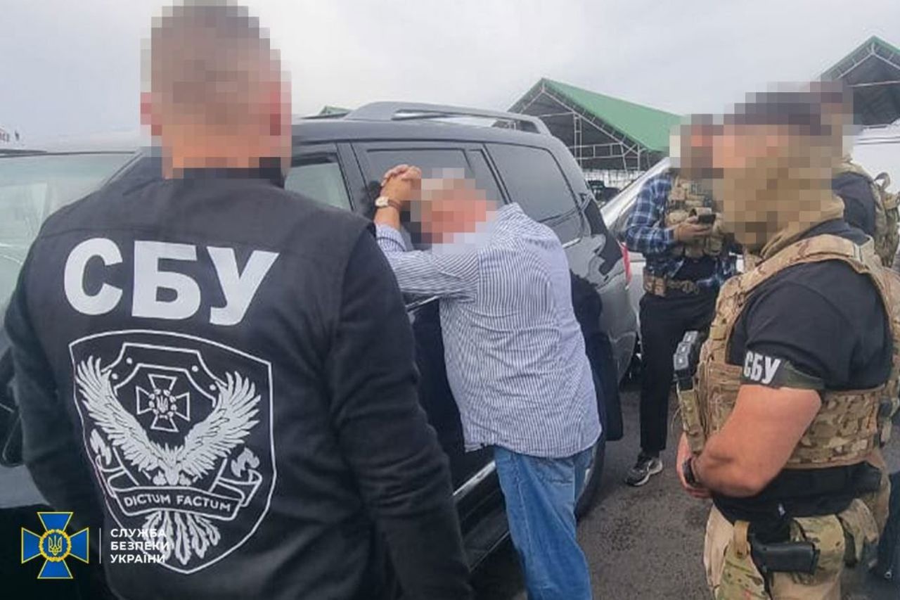 Fost deputat ucrainean, reținut de SBU: Cerea 10.000 de dolari pentru scutiri ilegale de la mobilizare