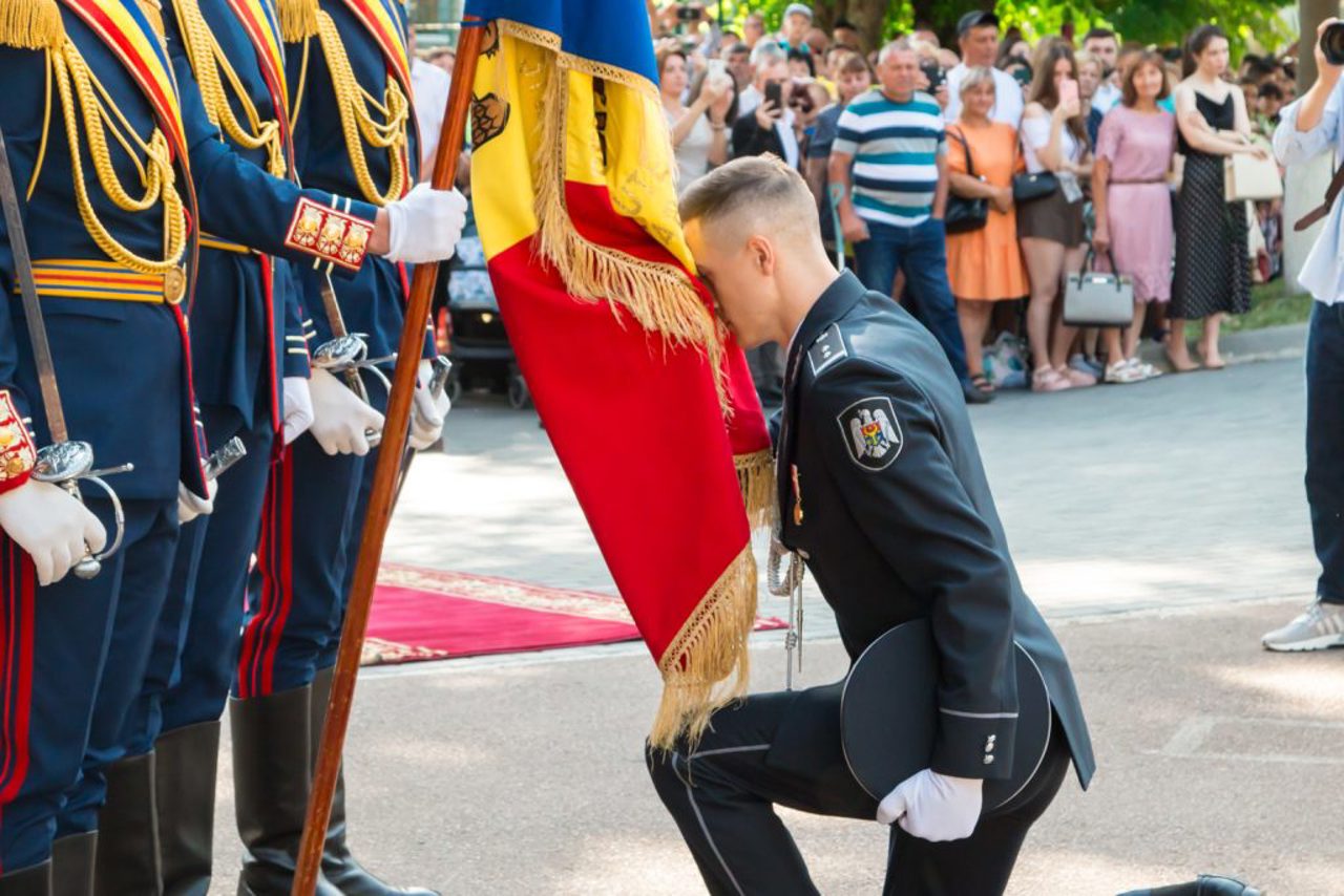 Indemnizație „la început de carieră” pentru militari și tinerii angajați în structurile de forță: Sindicatele propun 200.000 de lei