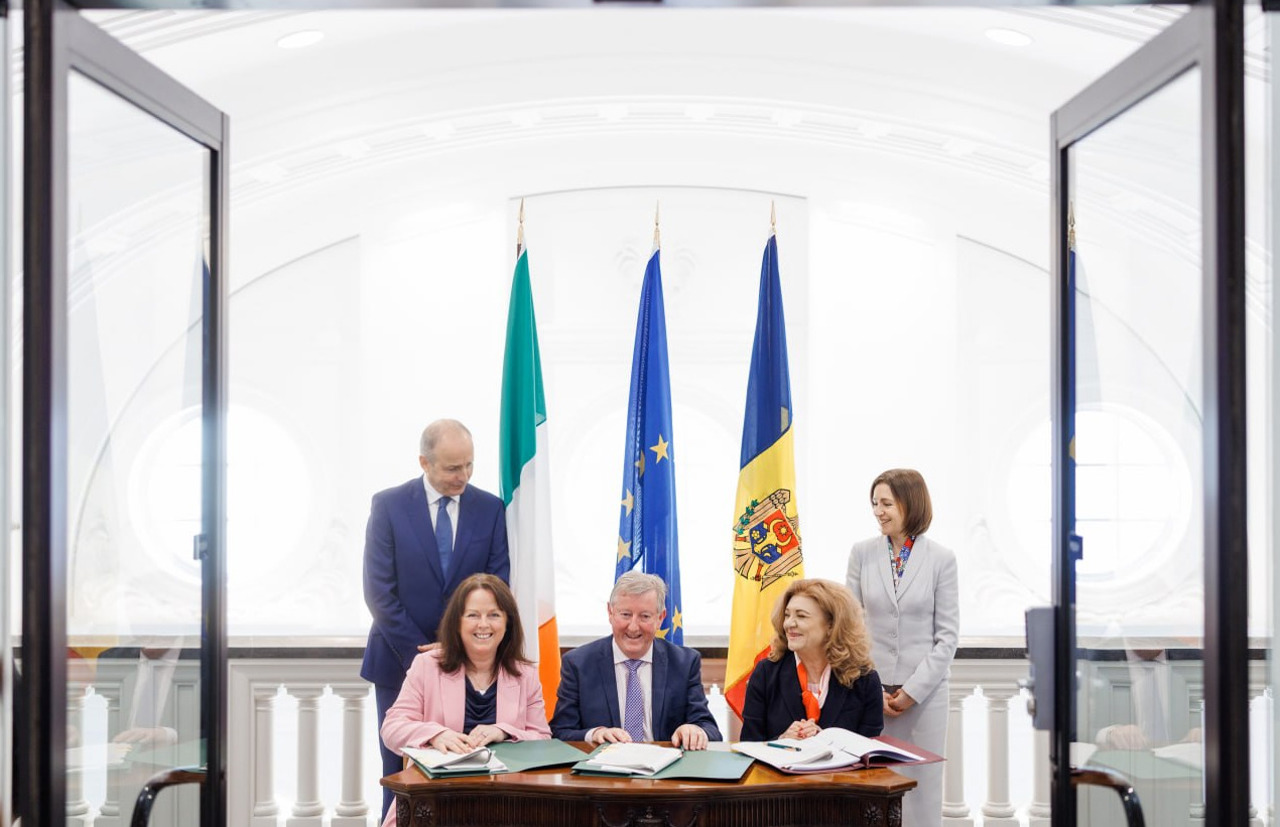 Noi facilități pentru moldovenii din Irlanda: Permisul auto, preschimbat fără examene