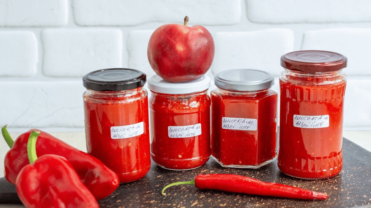 Dulceață de ardei iute produsă tradițional la Orhei: gust unic și beneficii în sezonul rece