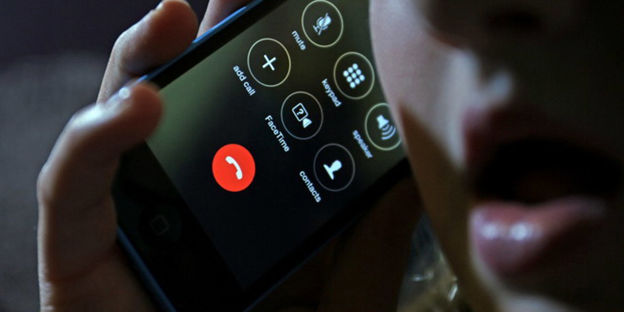 В Молдове запретят использование мобильных телефонов в тюрьмах — связь будут глушить