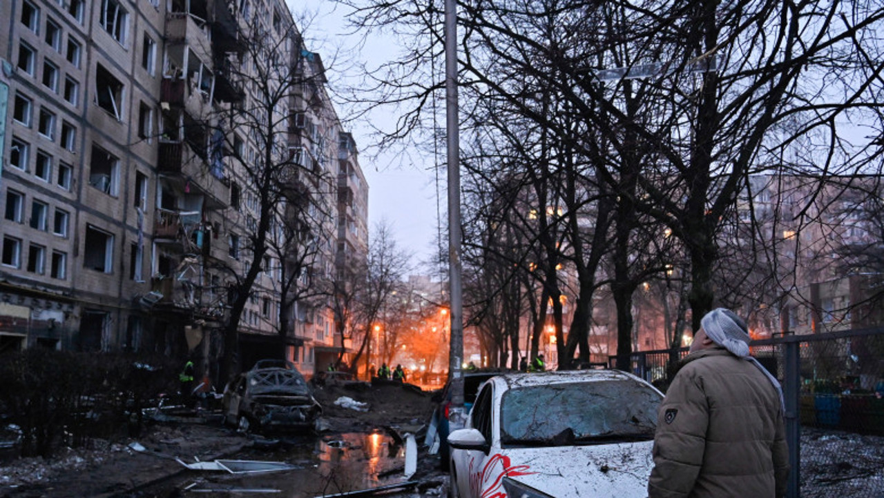 Explozii în Kiev. Ucrainenii spun că rușii au ridicat în aer avioane capabile să lanseze rachete hipersonice Kinjal  