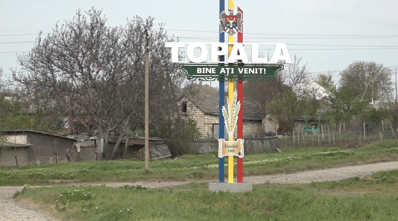 Alegeri locale la Topala: Sătenii speră ca noul primar să finalizeze proiectele începute