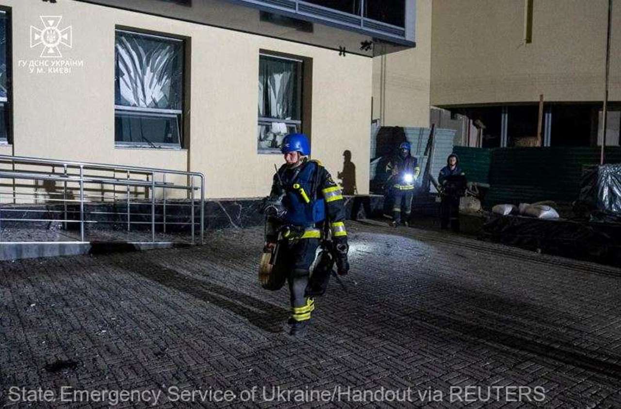 Взрывы в Киеве и Виннице, неоднократные бомбардировки города Запорожья. С другой стороны, атаки беспилотников в Москве