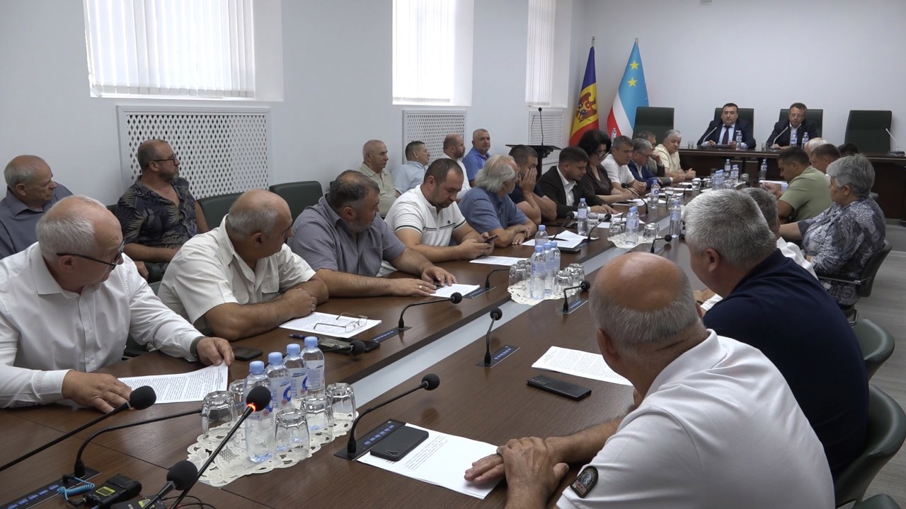 Реакция на решение КС: Комрат призвал Кишинев отказаться от пересмотра полномочий Гагаузии