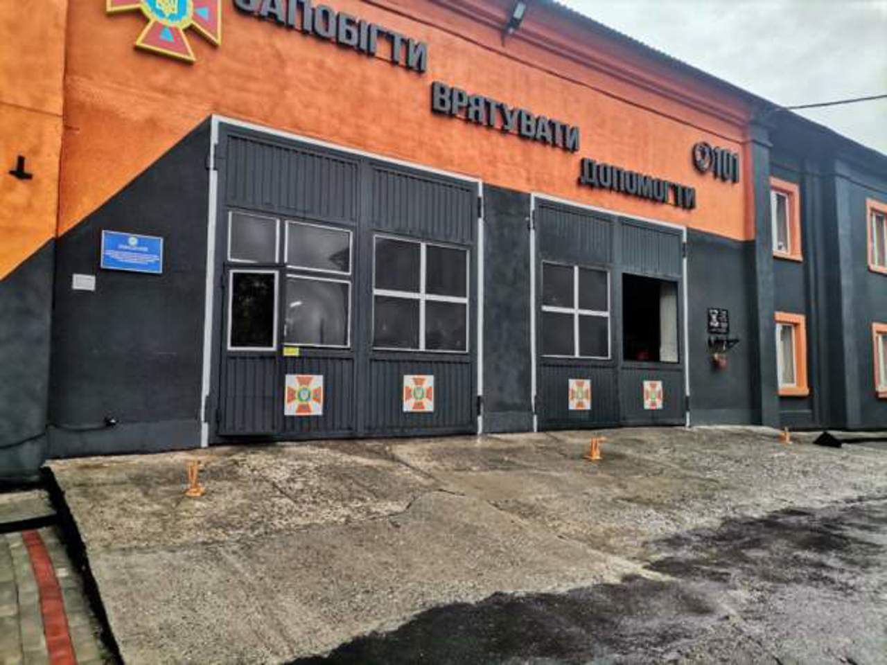 Bombardamentele rusești în regiunea Hmelnîțkîi din Ucraina lasă în urmă 16 răniți și clădiri rezidențiale avariate