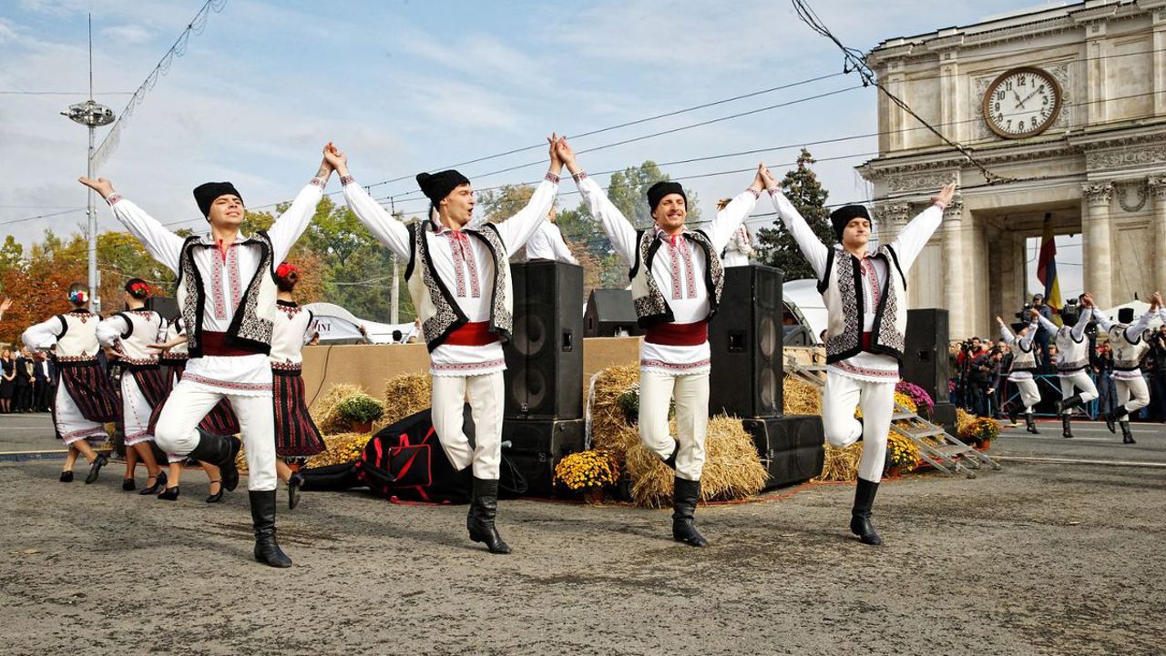 Moldova's best homemade wine awarded at National Wine Day