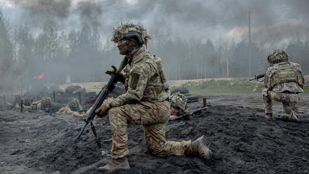 Ucraina va putea mobiliza deținuți în armată. Proiectul, adoptat de Rada Supremă