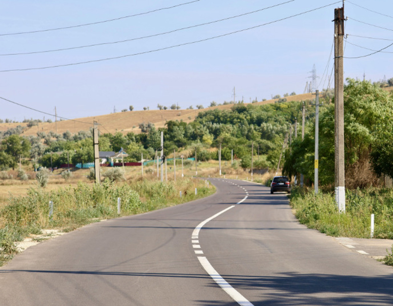 Road repairs in Hâncești district improve travel for residents of three villages