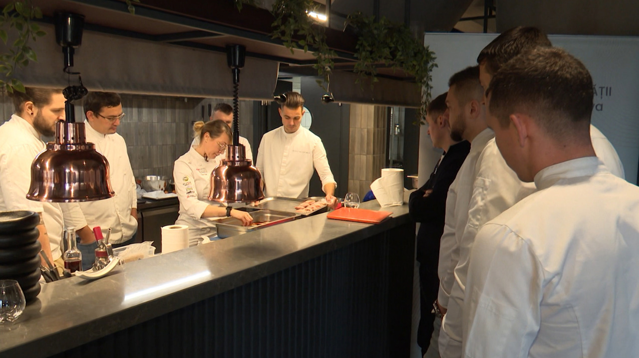 Ambasadorul gastronomic al R. Moldova, Oxana Crețu, instruiește bucătari talentați acasă