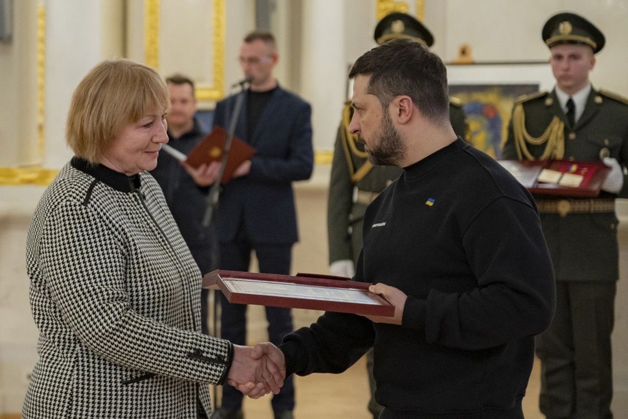 Молдавский солдат, погибший, бросив вызов русским, посмертно награжден Владимир Зеленским