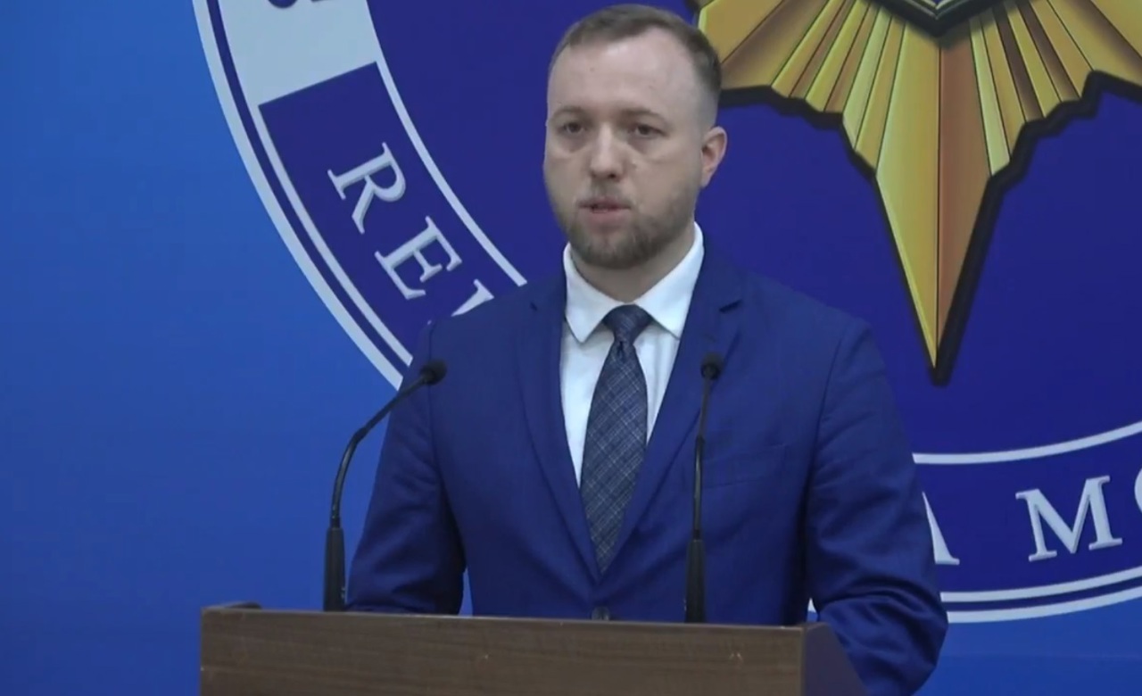 LIVE The director of SIS holds a press conference. Alexandru Musteață proposed to CSE the suspension of the activity of six TV stations and signed an order to block 31 web portals