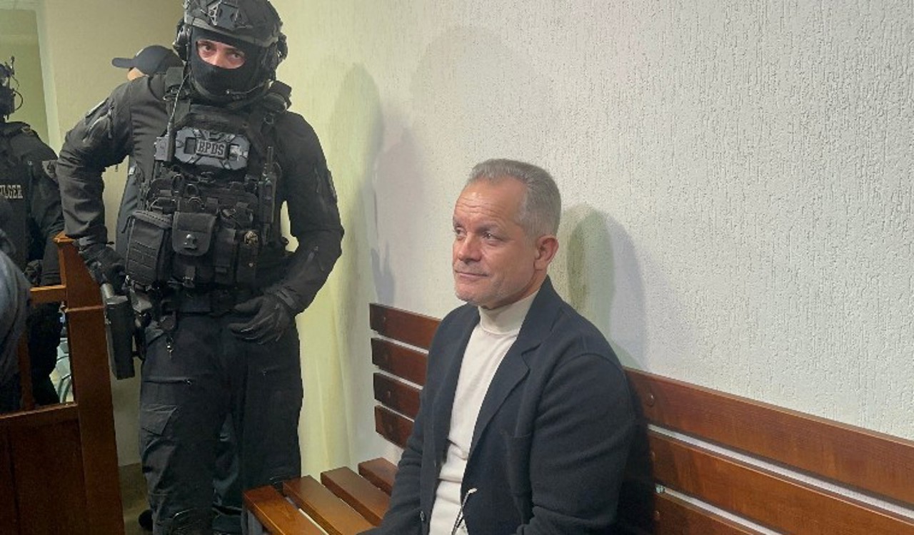 Moldova prosecutors seek 25-year term for oligarch Plahotniuc