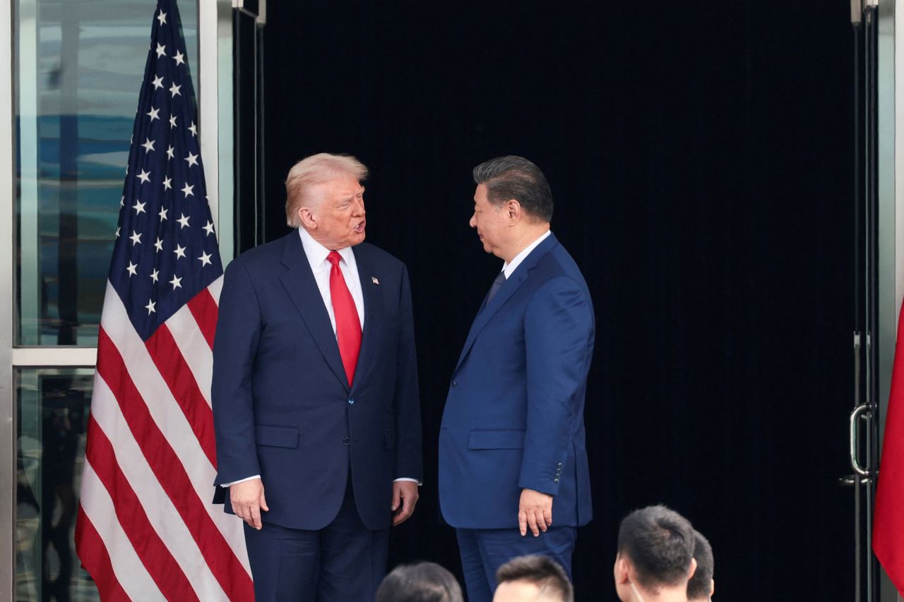 Trump și Xi, întâlnire „uimitoare” la Busan: tarife reduse, reluarea importului de soia și acord privind metalele rare