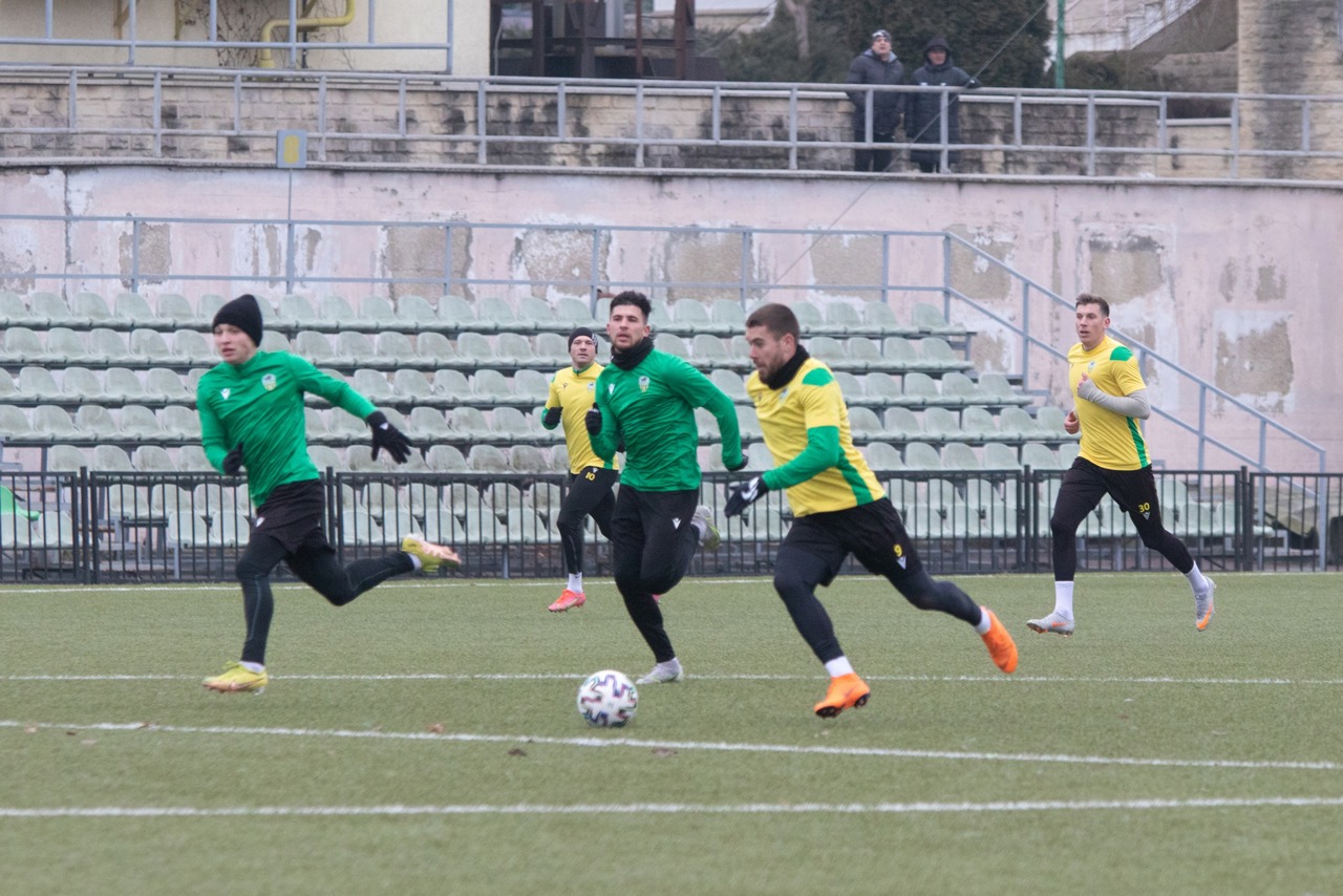 Zimbru Chisinau укрепляется