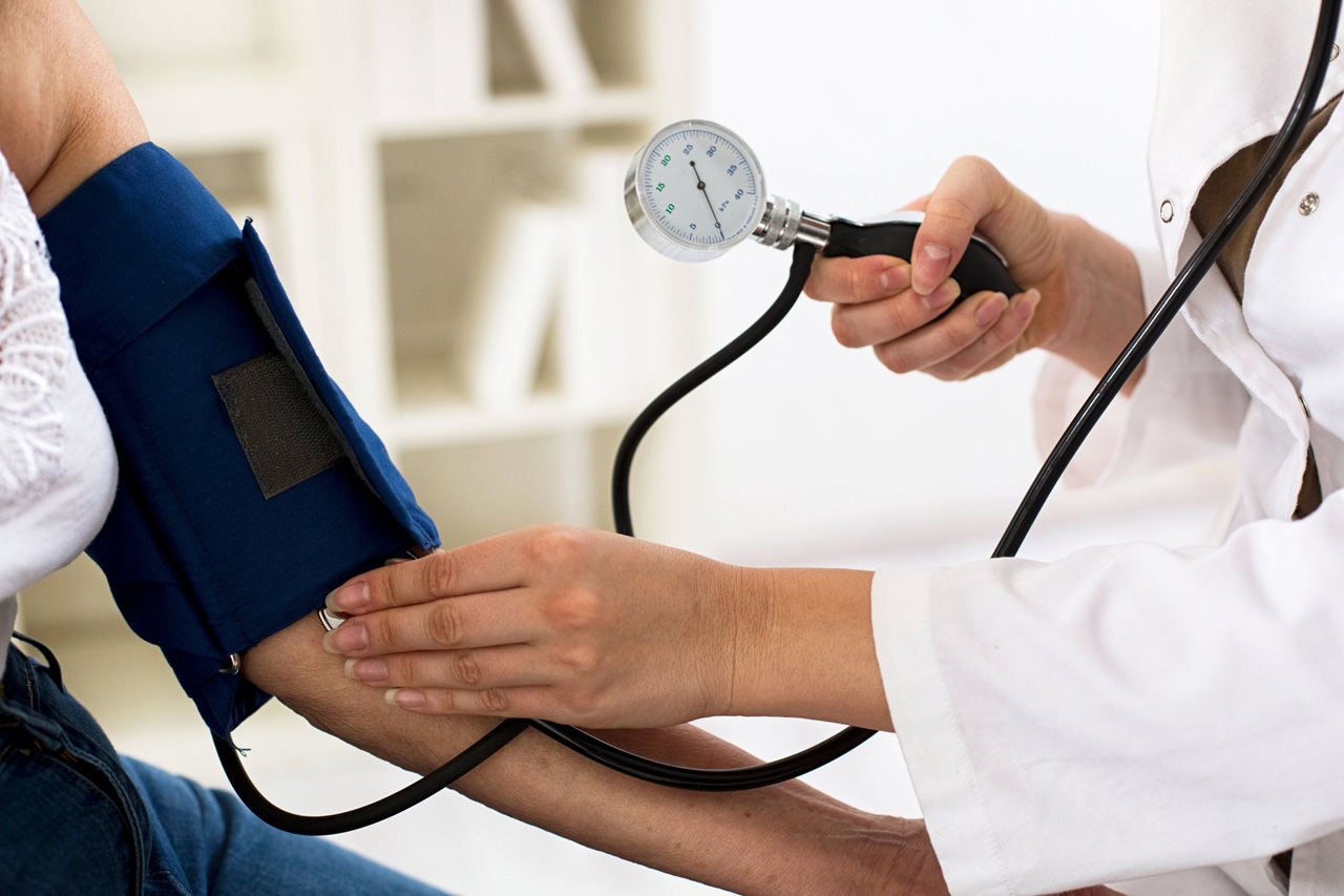 Doctor: Blood pressure monitoring prevents heart complications