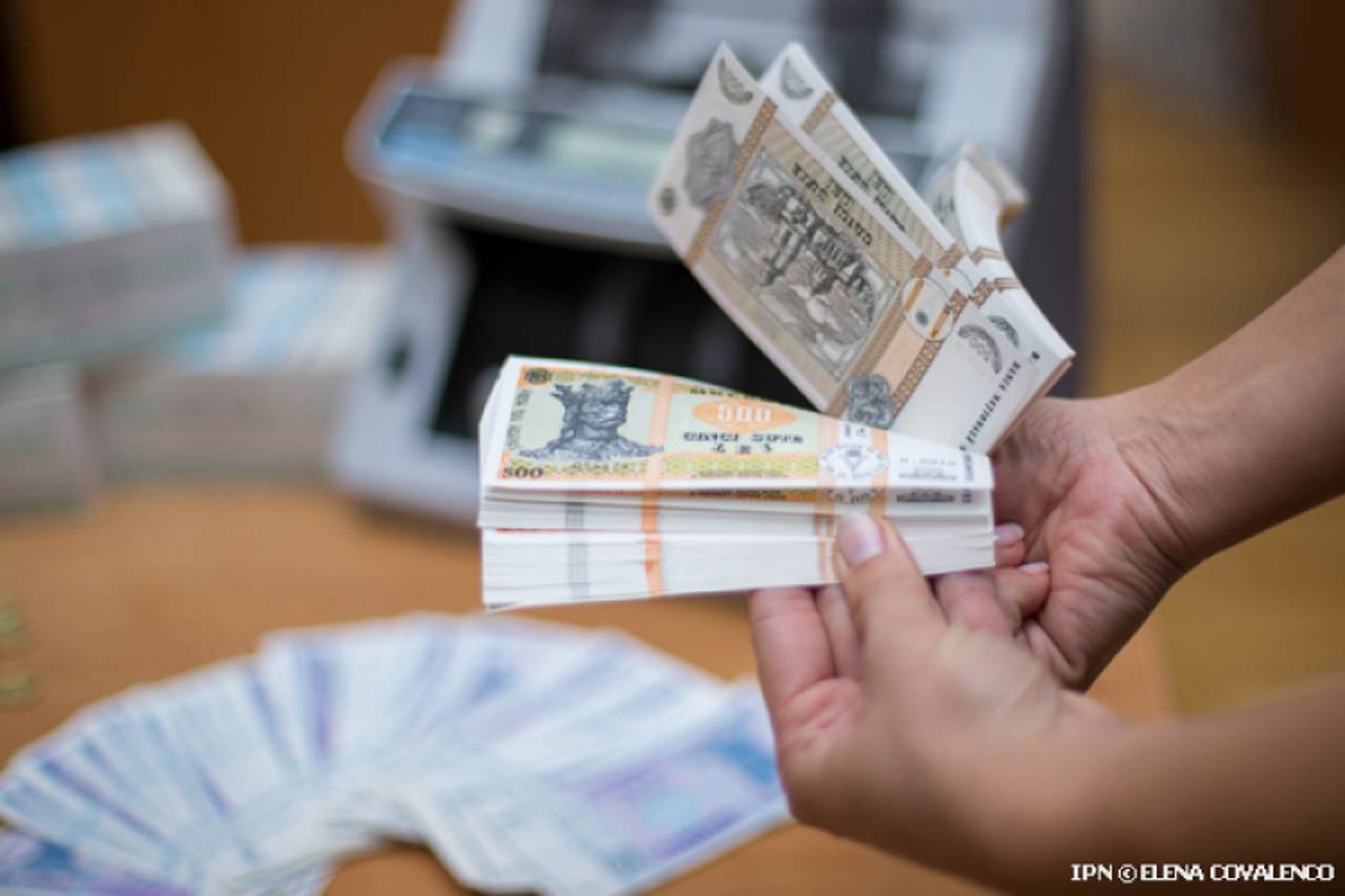Suma creditelor acordate în ianuarie a scăzut cu aproape 30 la sută față de decembrie