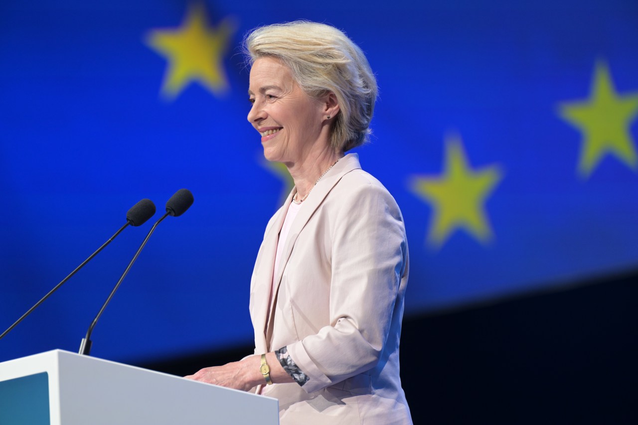 Comisia Europeană prezintă al 20-lea pachet de sancțiuni împotriva Rusiei: Restricții care vizează energia, sectorul bancar și comerțul