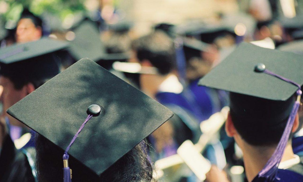 Roma students can apply for merit scholarships until October 20