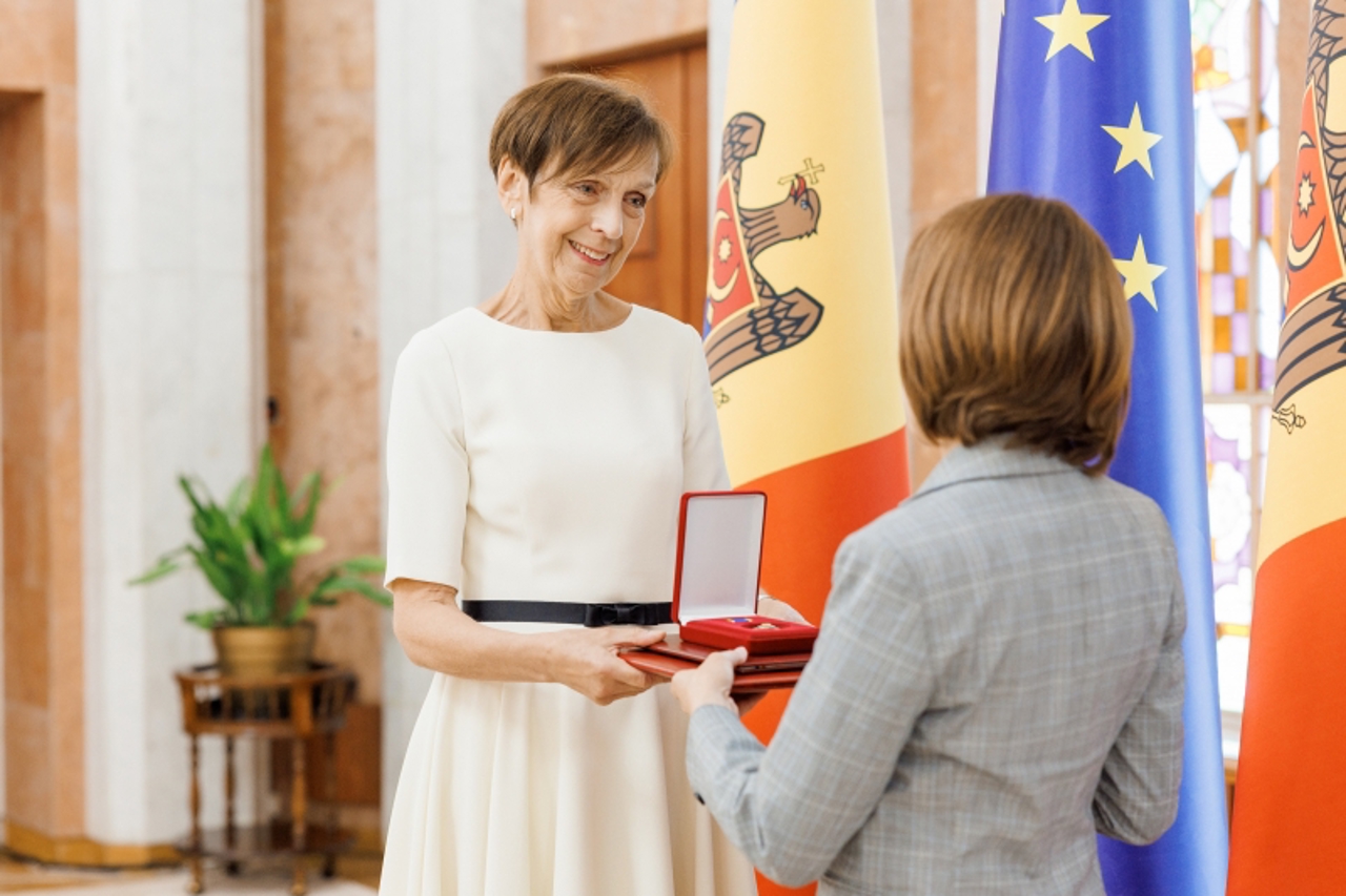 Ambasadorii Germaniei, Italiei și Suediei, decorați cu Ordinul de Onoare al Republicii Moldova