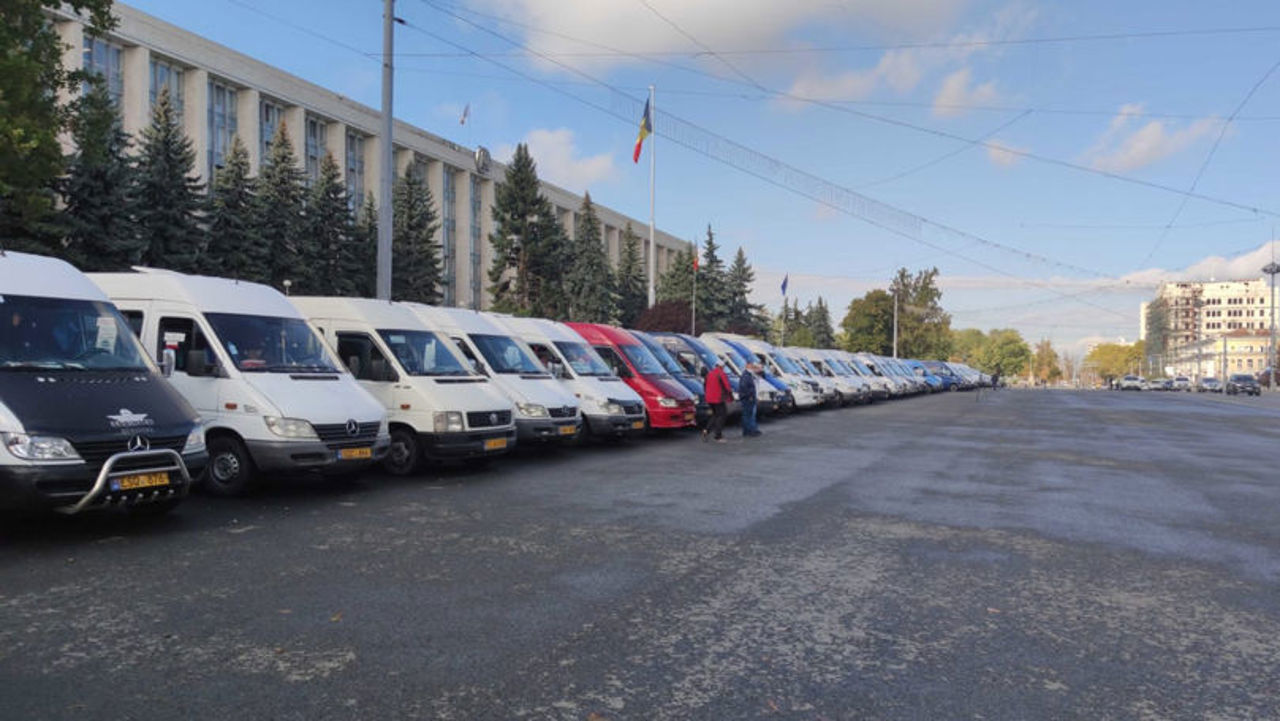 Government faces strike threat: Moldovan transport sector in turmoil