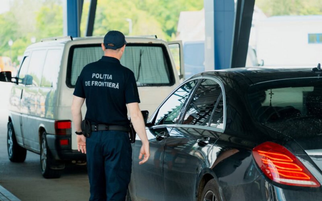 Doi polițiști de frontieră, concediați. Ar fi autorizat intrarea ilegală în R. Moldova a mai multor bărbați din Ucraina apți de luptă 