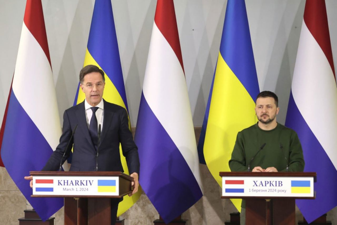 Netherlands' Rutte signs security deal in Ukraine, promising artillery funding