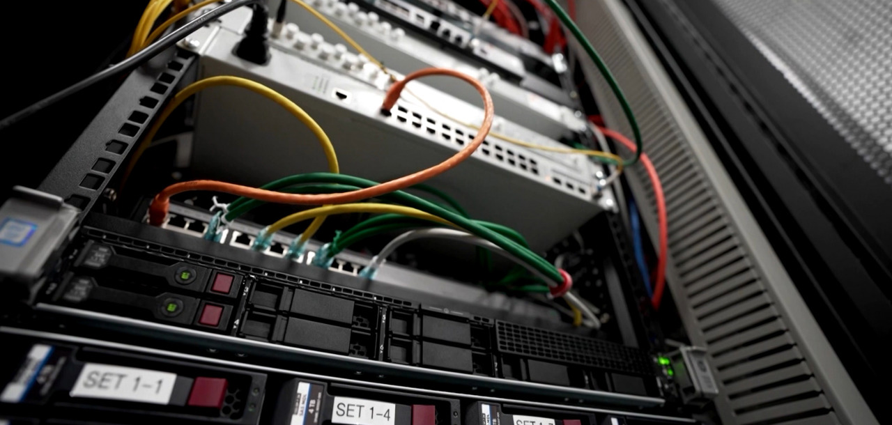 Restricții digitale tot mai dure în Rusia: Apple ID, VPN-urile și Telegram blocate