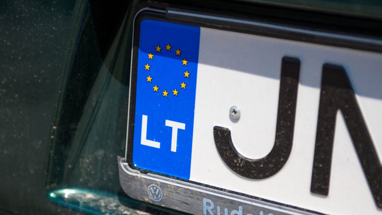 Un grup de proprietari ai mașinilor cu numere străine a protestat sub podul de la Telecentru. Cerințele protestatarilor 