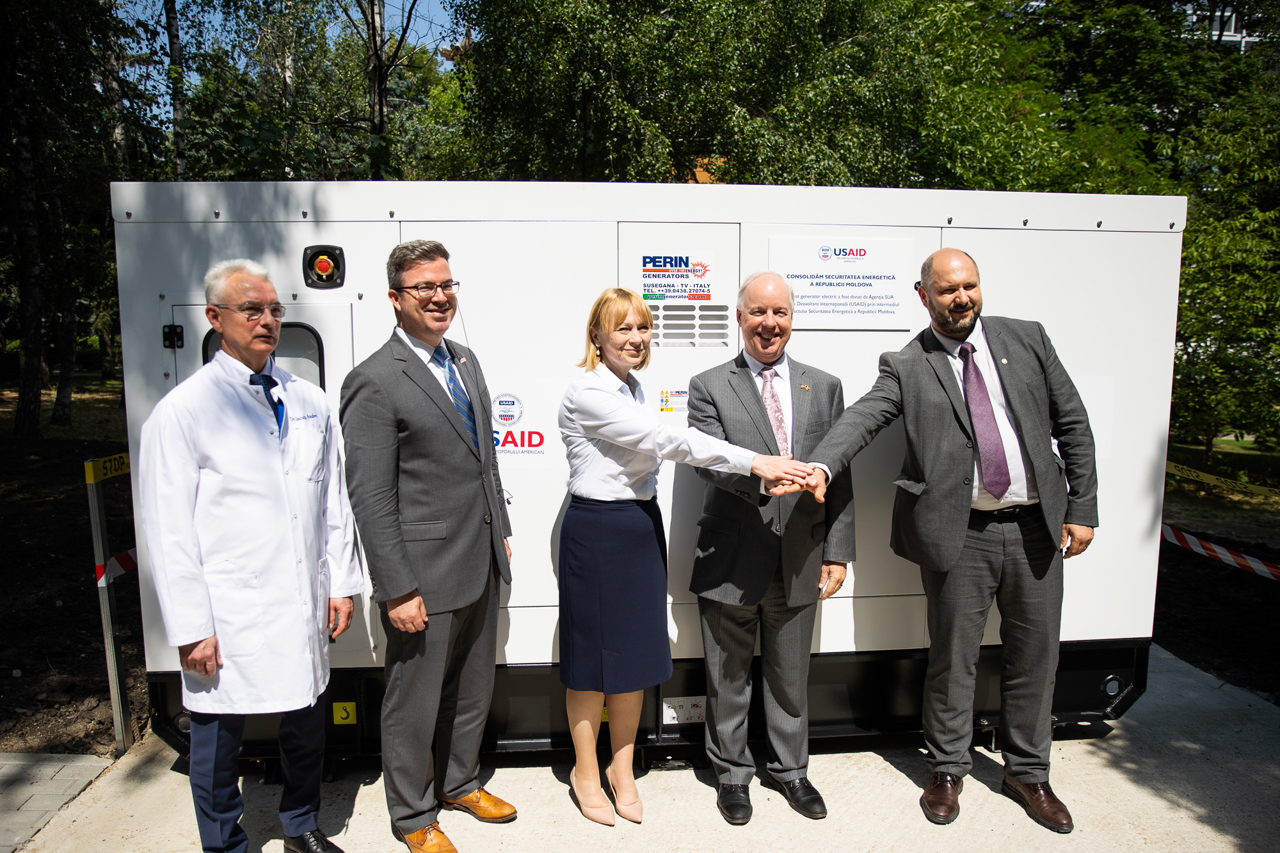 facebook.com/U.S. Embassy Moldova  