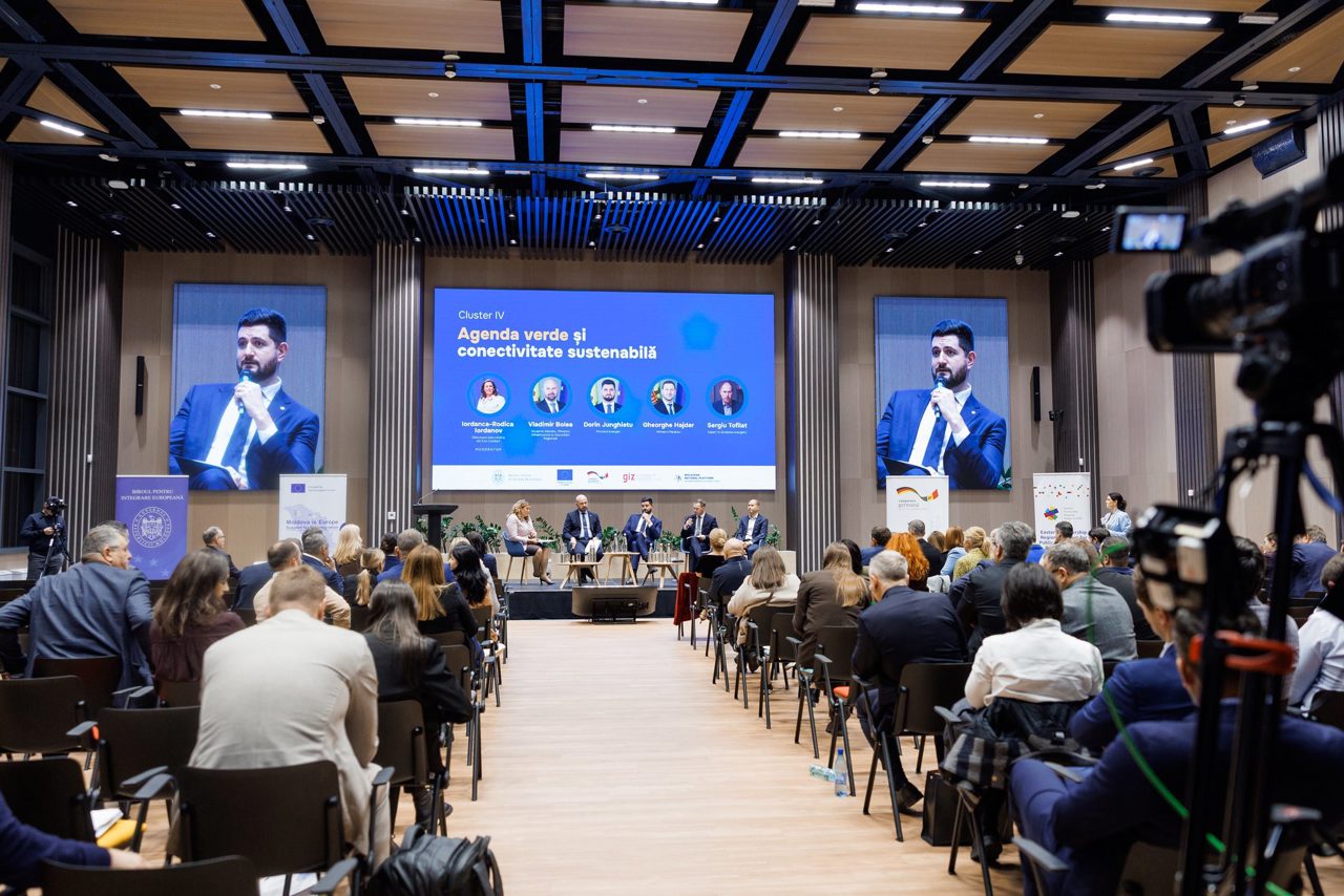 „Infrastructura este scheletul tranziției verzi” – miniștrii anunță pașii concreți spre integrarea energetică și ecologică a țării