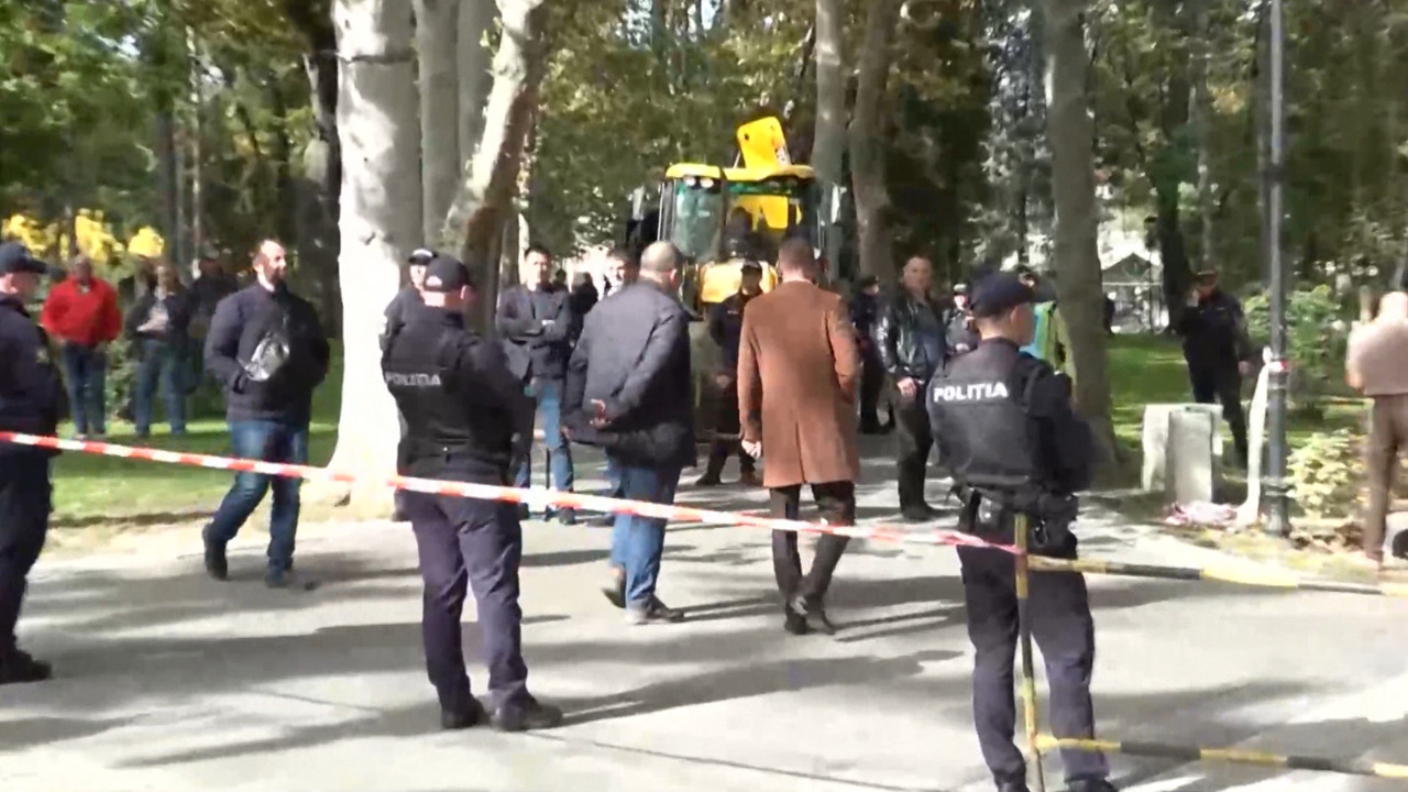 Primăria și Termoelectrica se contrazic privind autorizațiile. Între timp, conducta avariată a fost găsită