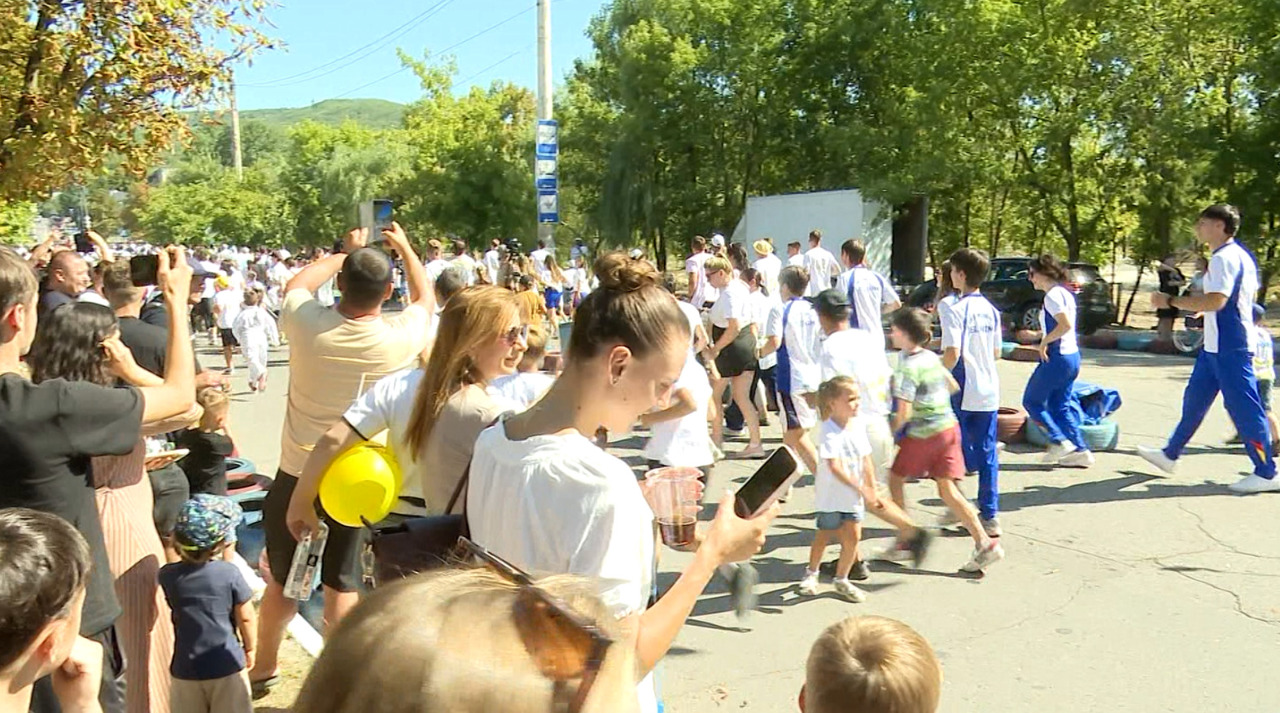 "Generations Run" united families from Nisporeni