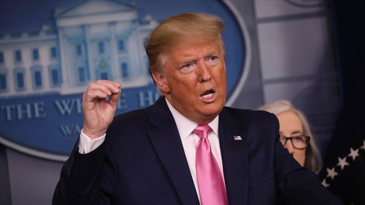 Политолог Александр Морозов: Трамп толкает мир к войне, а не Европа