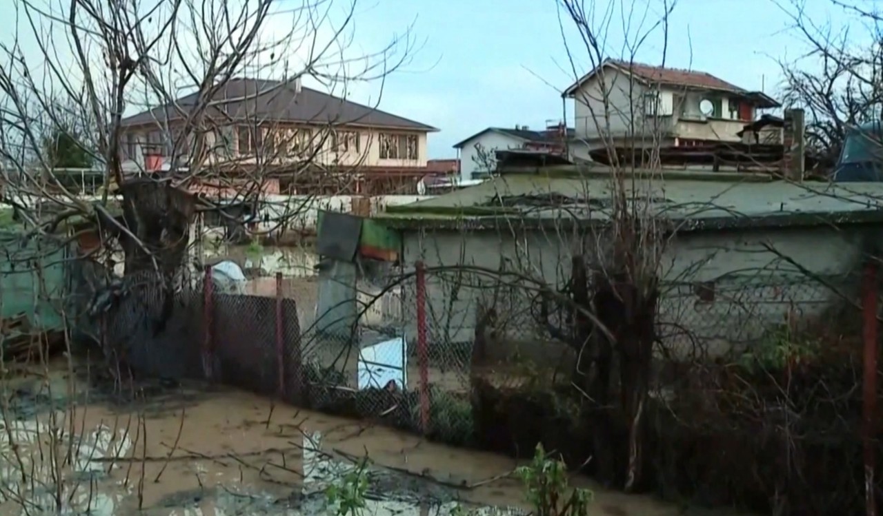 Inundații, evacuări și stare de urgență în Italia, Bulgaria și Franța