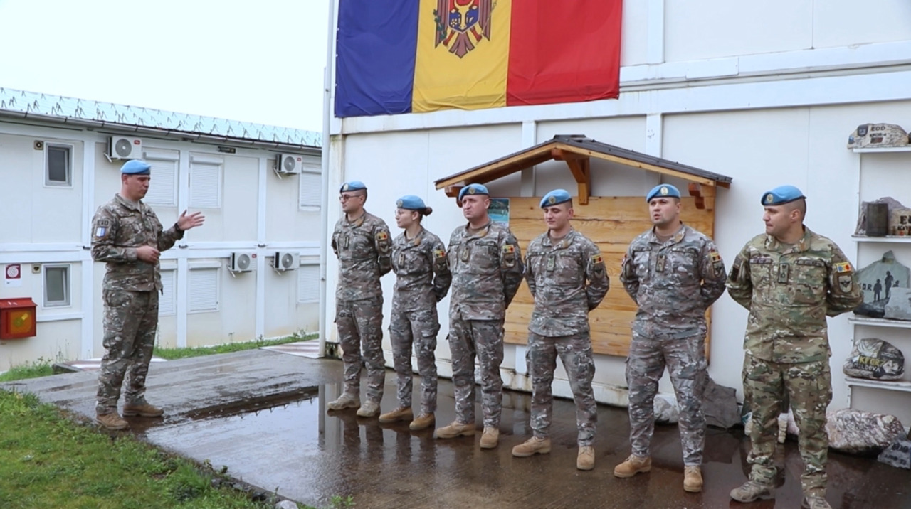 Militarii moldoveni, 11 ani în misiunea KFOR: intervenții pe câmpuri minate și pază permanentă în Kosovo