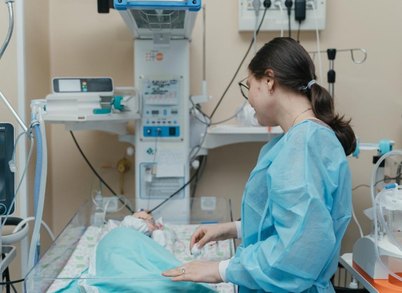 Câte zile pot fi utilizate spray-urile nazale pentru a trata corect sinuzita: sfaturi de la medicul ORL