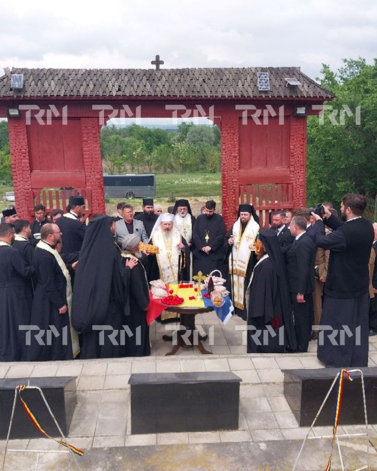 Somnul de veci al eroilor români, onorat pe malul stâng al Prutului:  Slujbă de pomenire la Cimitirul de la Țiganca