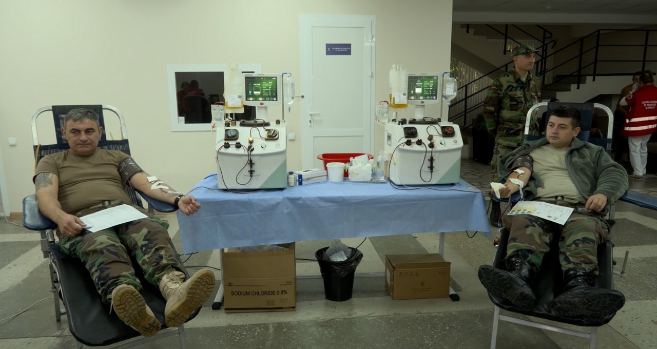 Militarii s-au alăturat campaniei „O cale spre viață” și au donat sânge 