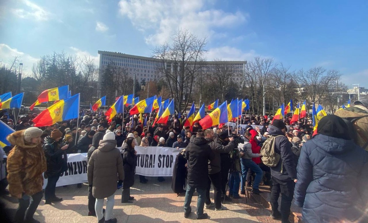 Перед зданием Аппарата президента состоялся протест ПСРМ: реакция Адриана Бэлуцела и Игоря Гросу