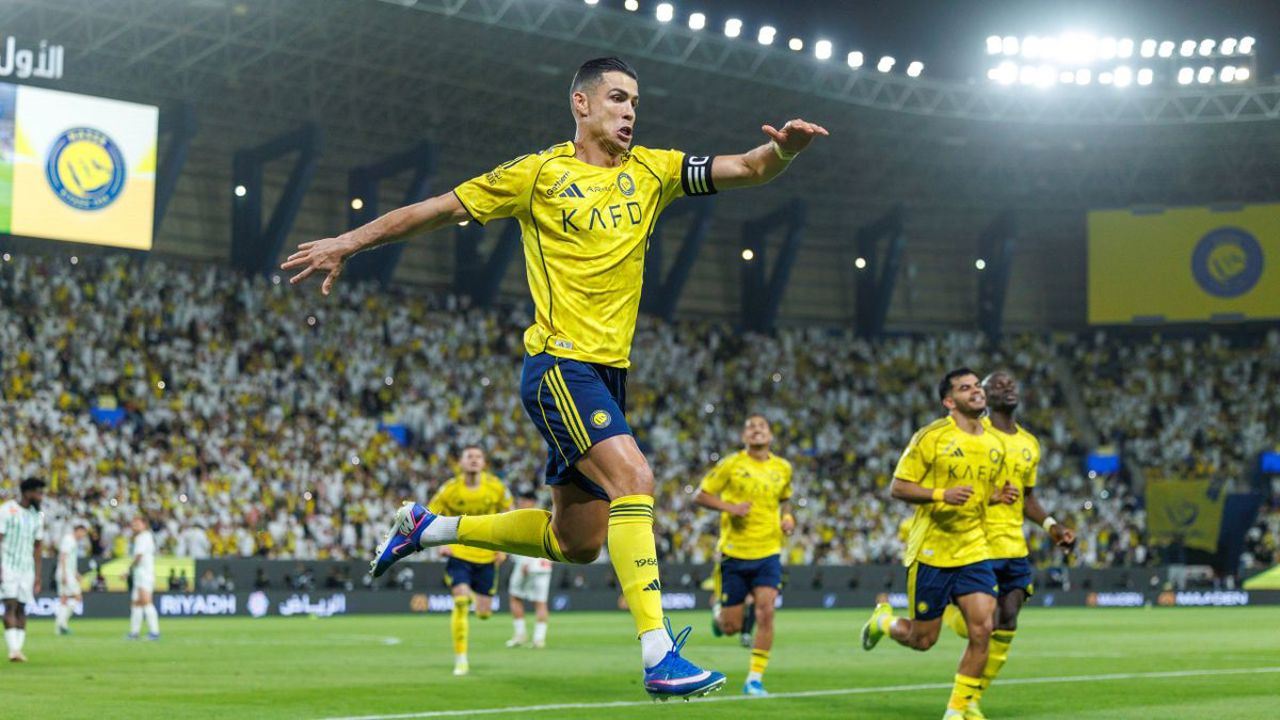 Cristiano Ronaldo scores twice as Al-Nassr beats Al-Najma 5-2